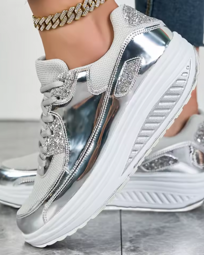 Futuristické tenisky s vysokým dopadom a platformou pre ženy