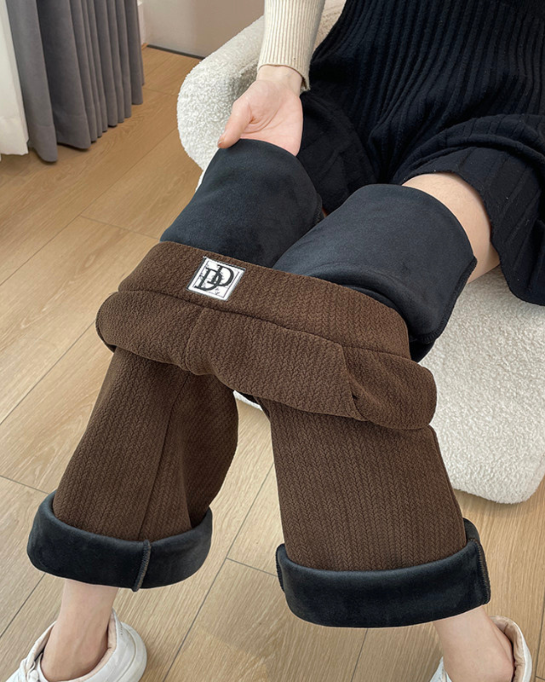 Nohavice s širokými nohavicami fleecovou podšívkou a pruhmi