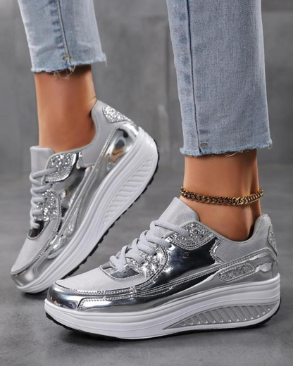 Futuristické tenisky s vysokým dopadom a platformou pre ženy