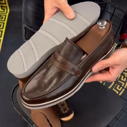 Klasické retro kožené topánky pre mužov